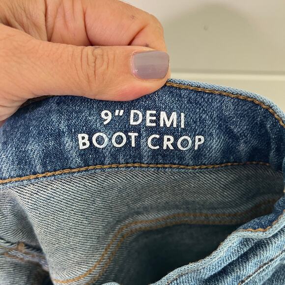 J. Crew 9" Demi Bootcut Crop Jeans Medium Wash Denim Cotton Blue Womens Size 26 - Picture 3 of 9